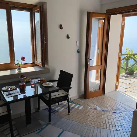Il Nido Del Falco - Art House With Terrace And Sea View Villa Furore